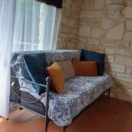 Ardeche Les Cigales, Laurier Apartament Grospierres